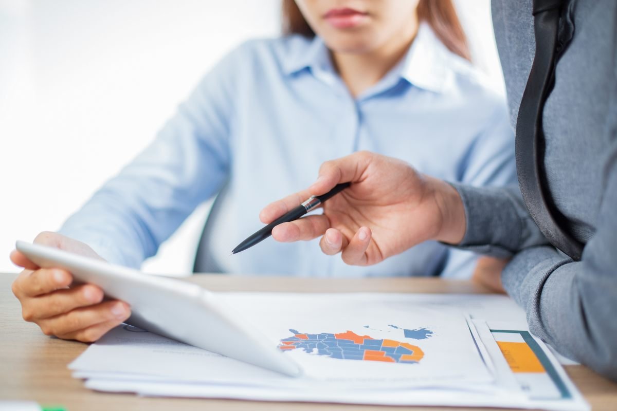 Supply Chain Planning dashboard for demand forecasting and inventory control.